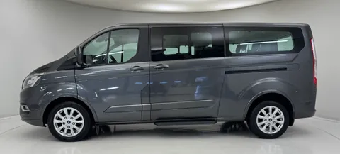 LG72YNK Ford Tourneo Custom 2.0 EcoBlue Hybrid 130ps L/R 8 Seater Titanium Thumbnail #4