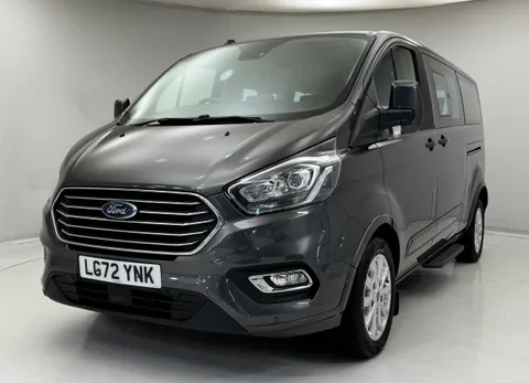 LG72YNK Ford Tourneo Custom 2.0 EcoBlue Hybrid 130ps L/R 8 Seater Titanium Thumbnail #1