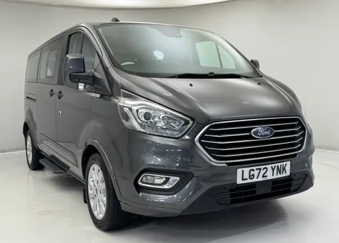 LG72YNK Ford Tourneo Custom 2.0 EcoBlue Hybrid 130ps L/R 8 Seater Titanium Thumbnail #2