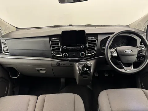 LG72YNK Ford Tourneo Custom 2.0 EcoBlue Hybrid 130ps L/R 8 Seater Titanium Thumbnail #12