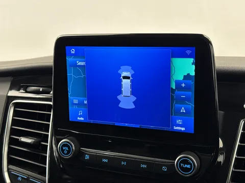 LG72YNK Ford Tourneo Custom 2.0 EcoBlue Hybrid 130ps L/R 8 Seater Titanium Thumbnail #24