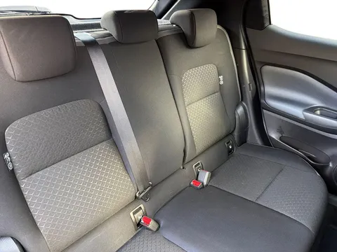 DG22FGN Nissan Juke 1.0 DiG-T 114 N-Connecta 5dr Thumbnail #16