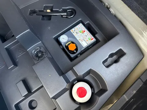 DG22FGN Nissan Juke 1.0 DiG-T 114 N-Connecta 5dr Thumbnail #20