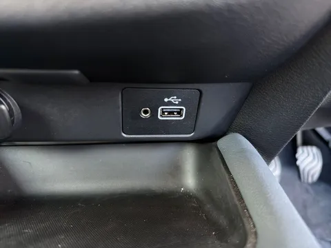 DG22FGN Nissan Juke 1.0 DiG-T 114 N-Connecta 5dr Thumbnail #26