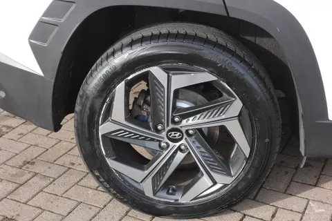 EK71SBV Hyundai Tucson 1.6 TGDi Hybrid 230 Premium 5dr 2WD Auto Thumbnail #6