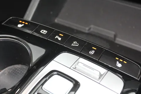 EK71SBV Hyundai Tucson 1.6 TGDi Hybrid 230 Premium 5dr 2WD Auto Thumbnail #25