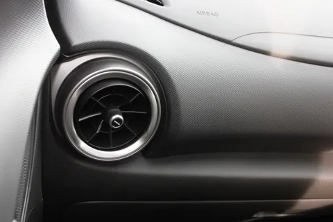 LP72EJG Hyundai Kona 150kW Ultimate 64kWh 5dr Auto Thumbnail #10