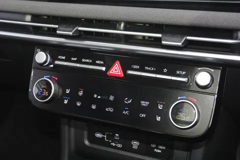 SA25AXU Hyundai Tucson 1.6T Plug-in Hybrid Ultimate 5dr Auto Thumbnail #32