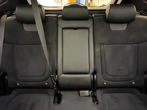 VE23YXZ Hyundai Tucson 1.6 TGDi Hybrid 230 N Line S 5dr 2WD Auto Thumbnail #19