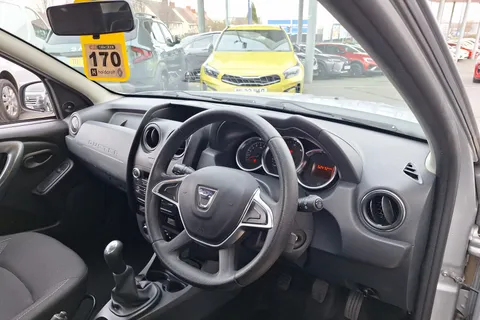 34 of 40 for Dacia Duster 1.6 SCe 115 Air 5dr