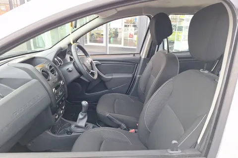 32 of 40 for Dacia Duster 1.6 SCe 115 Air 5dr