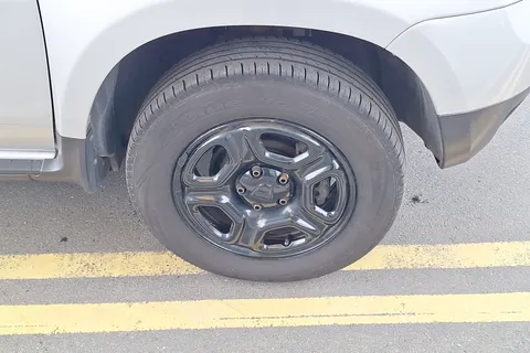 27 of 40 for Dacia Duster 1.6 SCe 115 Air 5dr