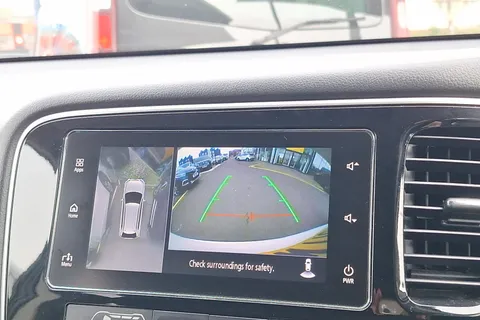 WT18WDF Mitsubishi Outlander 2.2 DI-D 4 5dr Auto Thumbnail #38