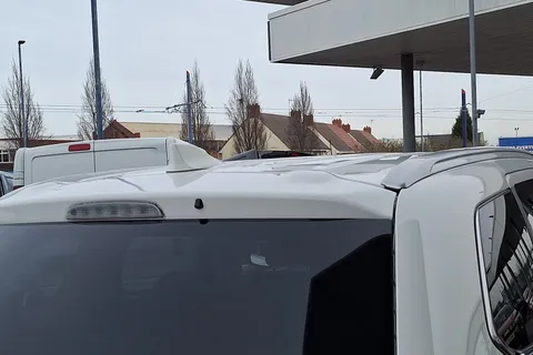 WT18WDF Mitsubishi Outlander 2.2 DI-D 4 5dr Auto Thumbnail #25