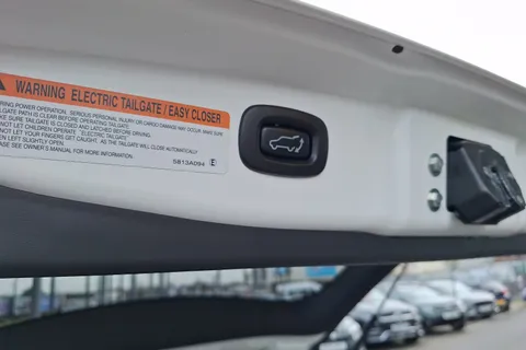 WT18WDF Mitsubishi Outlander 2.2 DI-D 4 5dr Auto Thumbnail #22