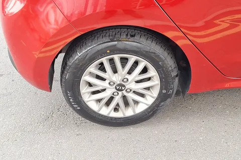 MF69PSZ Kia Rio 1.4 2 5dr Auto [6 Speed] Thumbnail #5