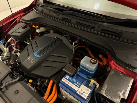 27 of 36 for Hyundai Kona 150kW Premium SE 64kWh 5dr Auto