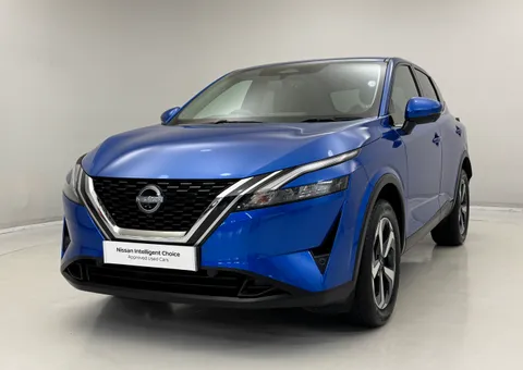 DV72GZN Nissan Qashqai 1.3 DiG-T MH N-Connecta 5dr Thumbnail #6