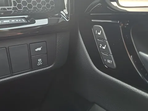 DK75RXV Honda CR-V 2.0 ePHEV Advance Tech 5dr eCVT Thumbnail #18