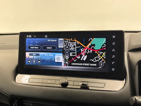 DV72GZN Nissan Qashqai 1.3 DiG-T MH N-Connecta 5dr Thumbnail #26