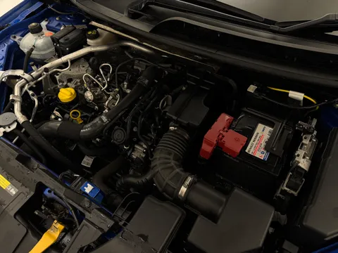 DV72GZN Nissan Qashqai 1.3 DiG-T MH N-Connecta 5dr Thumbnail #31