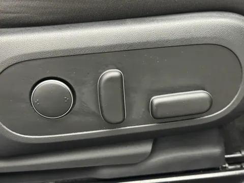 20 of 34 for Hyundai Ioniq 5 125kW Premium 58 kWh 5dr Auto