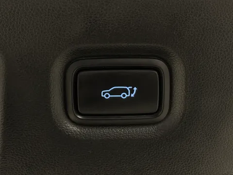 23 of 34 for Hyundai Ioniq 5 160kW Premium 73 kWh 5dr Auto