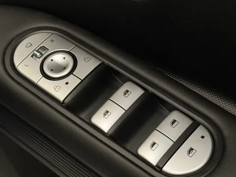 19 of 34 for Hyundai Ioniq 5 160kW Premium 73 kWh 5dr Auto