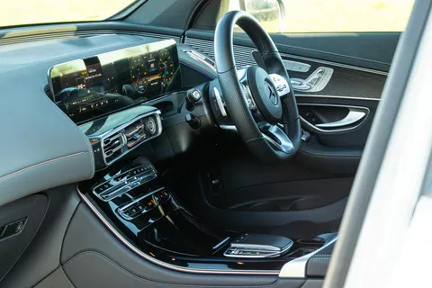 LL72HND Mercedes-Benz Eqc EQC 400 300kW AMG Line Premium Plus 80kWh 5dr Auto Thumbnail #27