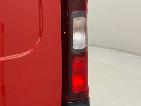 SD21CFZ Renault Trafic LL30 ENERGY dCi 120 Sport Nav Van Thumbnail #13