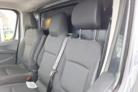 DY73GNU Renault Trafic LL30 Blue dCi 150 Sport+ Van Thumbnail #11