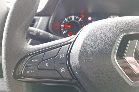 DY73GNU Renault Trafic LL30 Blue dCi 150 Sport+ Van Thumbnail #31