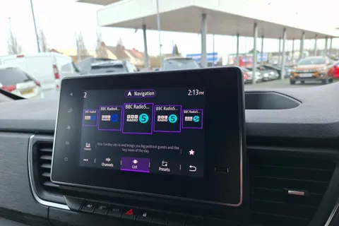 DY73GNU Renault Trafic LL30 Blue dCi 150 Sport+ Van Thumbnail #37