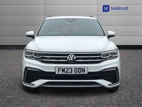 FM23ODN Volkswagen Tiguan 1.5 TSI 150 R-Line 5dr DSG Thumbnail #8