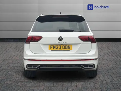 FM23ODN Volkswagen Tiguan 1.5 TSI 150 R-Line 5dr DSG Thumbnail #9
