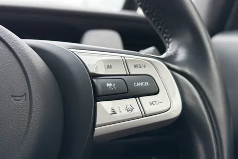 MF72XKM Honda Jazz 1.5 i-MMD Hybrid Crosstar EX 5dr eCVT Thumbnail #15