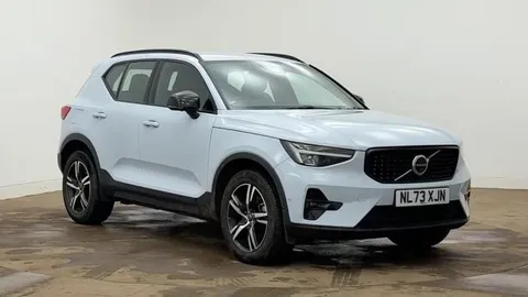 NL73XJN Volvo XC40 2.0 B3P Plus Dark 5dr Auto Thumbnail #1