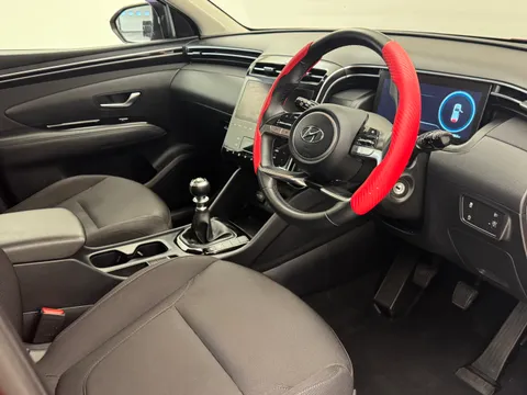 DL22CVM Hyundai Tucson 1.6 TGDi SE Connect 5dr 2WD Thumbnail #4