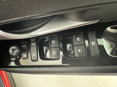 DL22CVM Hyundai Tucson 1.6 TGDi SE Connect 5dr 2WD Thumbnail #5