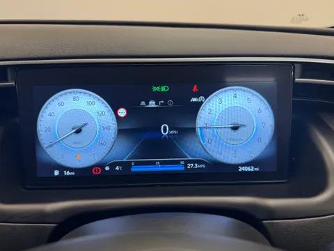 DL22CVM Hyundai Tucson 1.6 TGDi SE Connect 5dr 2WD Thumbnail #9