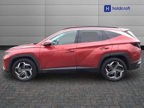 DV71RNA Hyundai Tucson 1.6 TGDi Plug-in Hybrid Premium 5dr 4WD Auto Thumbnail #7