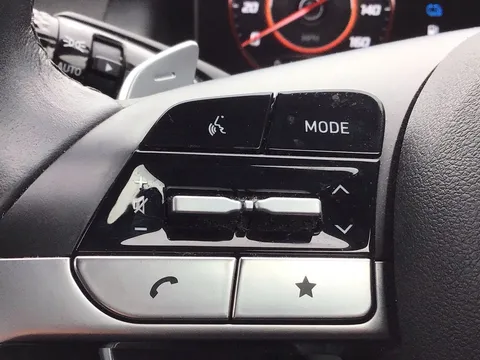 DV71RNA Hyundai Tucson 1.6 TGDi Plug-in Hybrid Premium 5dr 4WD Auto Thumbnail #25