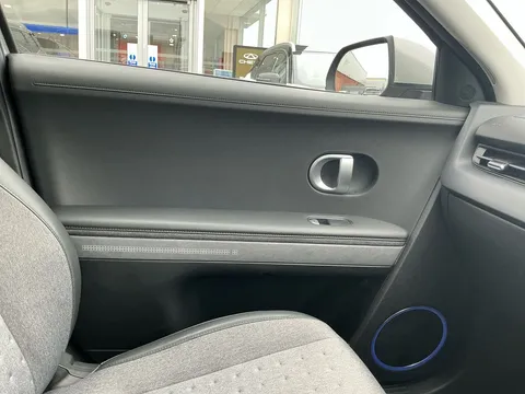 25 of 27 for Hyundai Ioniq 5 168kW Premium 77 kWh 5dr Auto - ZERO DEPOSIT FINANCE & CASHBACK AVAILABLE