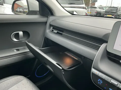 26 of 27 for Hyundai Ioniq 5 168kW Premium 77 kWh 5dr Auto - ZERO DEPOSIT FINANCE & CASHBACK AVAILABLE