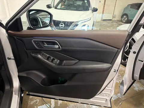 DU23BTE Nissan X-Trail 1.5 E-Power 204 Tekna+ 5dr Xtronic Thumbnail #18