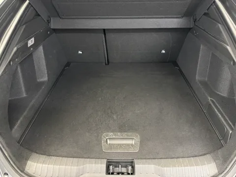 YA72WFH Renault ARKANA 1.6 E-Tech full hybrid 145 Engineered 5dr Auto Thumbnail #9