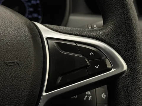 21 of 29 for Dacia Duster 1.0 TCe 100 Bi-Fuel Essential 5dr