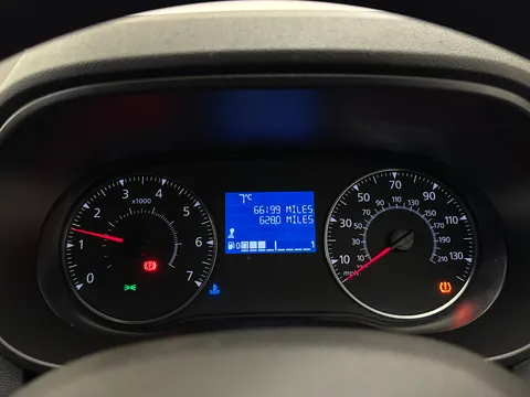 24 of 29 for Dacia Duster 1.0 TCe 100 Bi-Fuel Essential 5dr