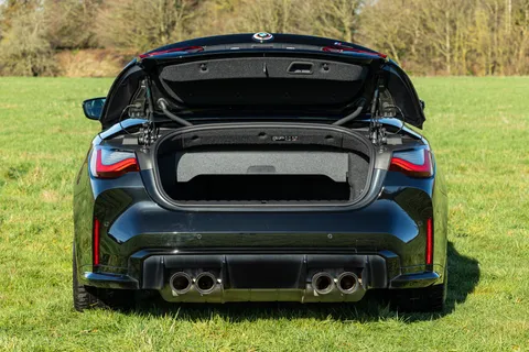 YGZ3040 BMW M4 M4 xDrive Competition M 2dr Step Auto Thumbnail #11