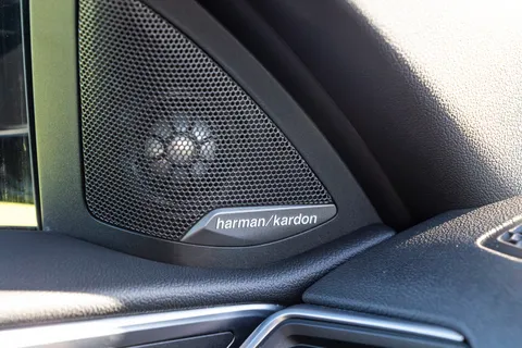 YGZ3040 BMW M4 M4 xDrive Competition M 2dr Step Auto Thumbnail #48